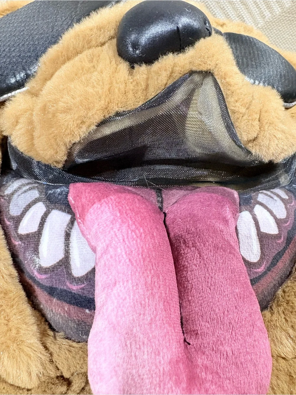 “Bulldog Beats” costume; plush dog full face mask (Halloween, Cosplay)